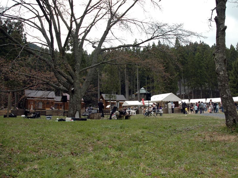 【閉鎖】龍山村青少年旅行村